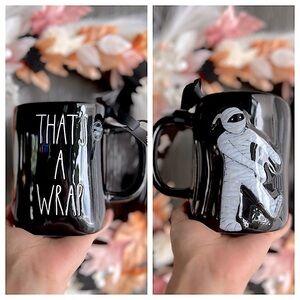 ✨NEW🎃Rae Dunn 2024 Thats A Wrap Mummy Halloween Mug🖤